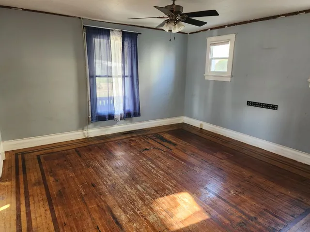 $205,000 | 1210 Franklin Avenue, Brookville, IN 47012