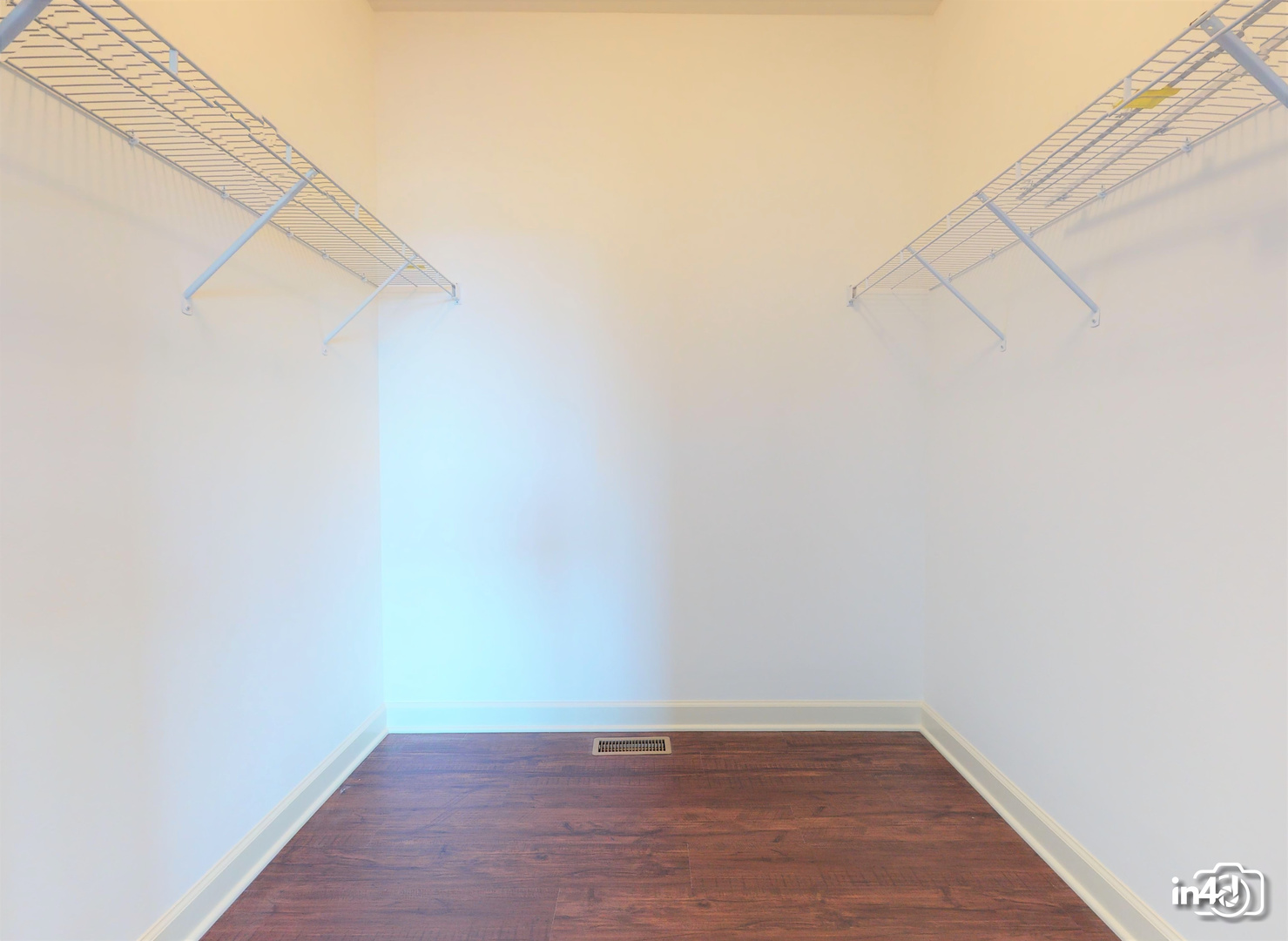 16436 Harmon Lane Plainfield, IL 60586 - Photo 22 of 30 a view of an empty room