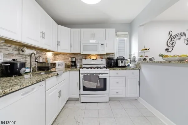 $659,000 | 32 Cedar Avenue, Elizabeth, NJ 07202