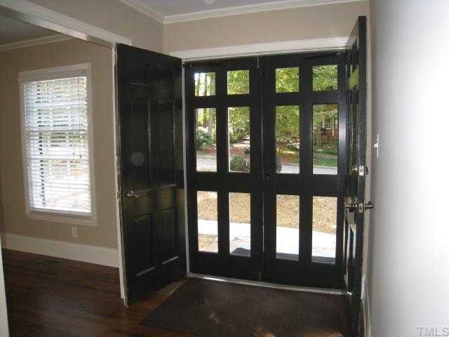 704 Davidson Street Raleigh, NC 27609 - Photo 10 of 12 a view of an entryway