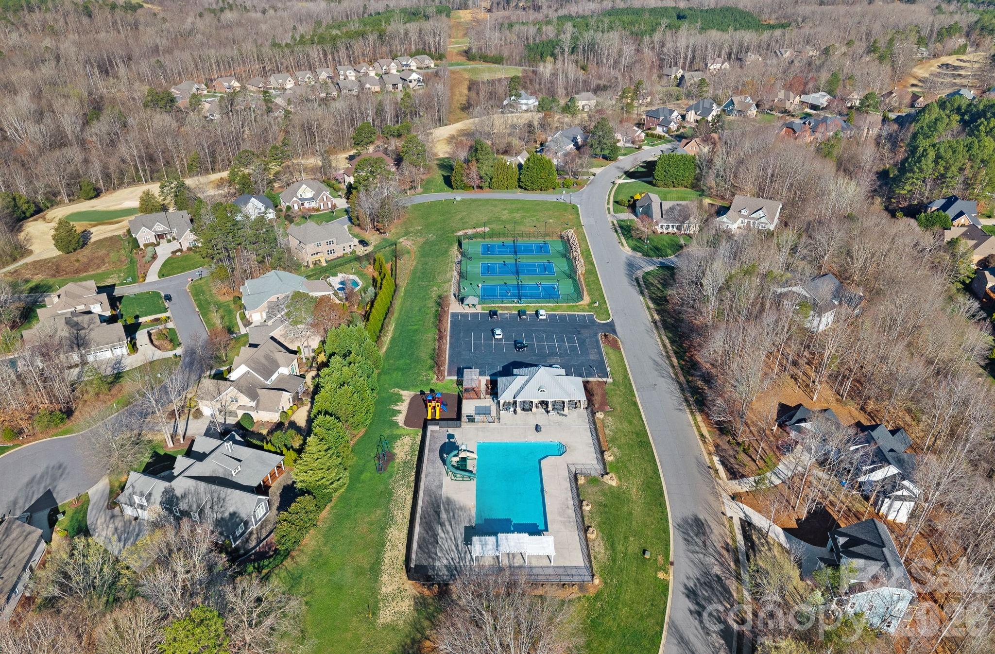 1470 Valhalla Drive Denver, NC 28037 - Photo 39 of 41 an aerial view of a residential houses with outdoor space