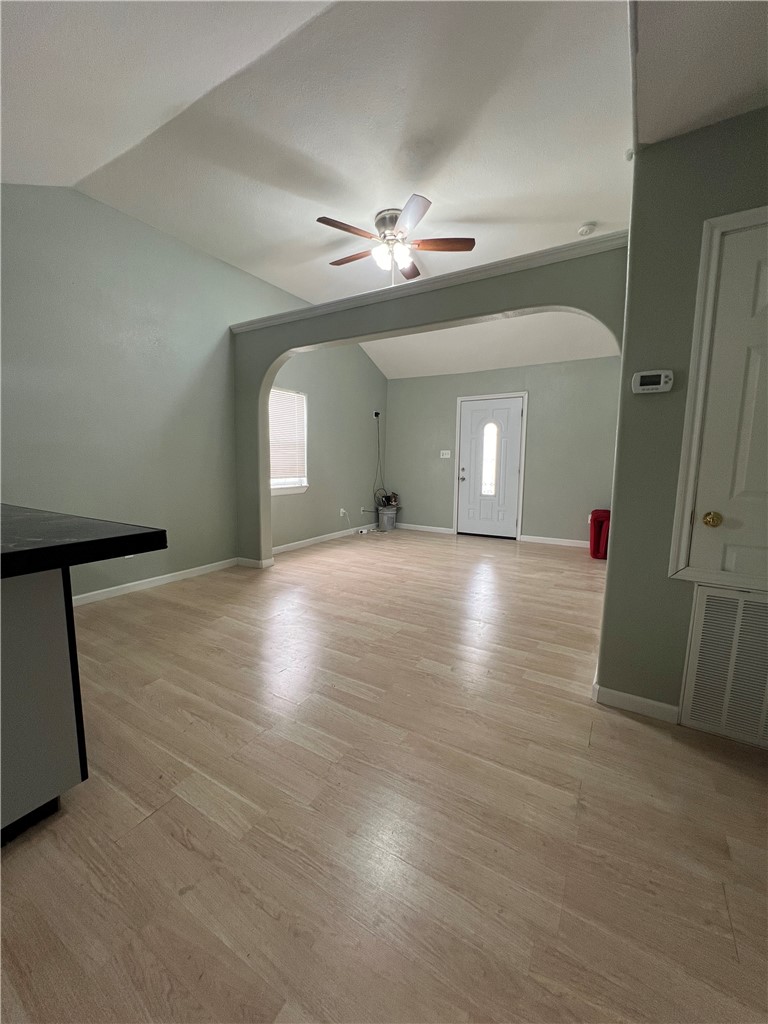 205 West 3rd Street Alice, TX 78332 - Photo 3 of 19