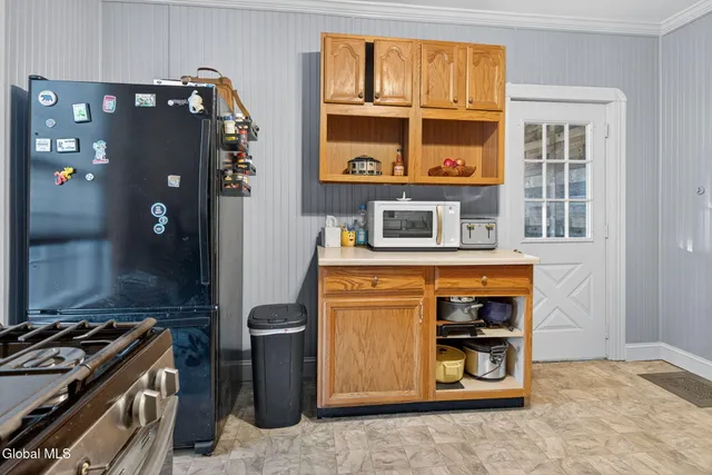 $299,000 | 54 Vley Road, Scotia, NY 12302