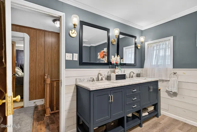 $299,000 | 54 Vley Road, Scotia, NY 12302