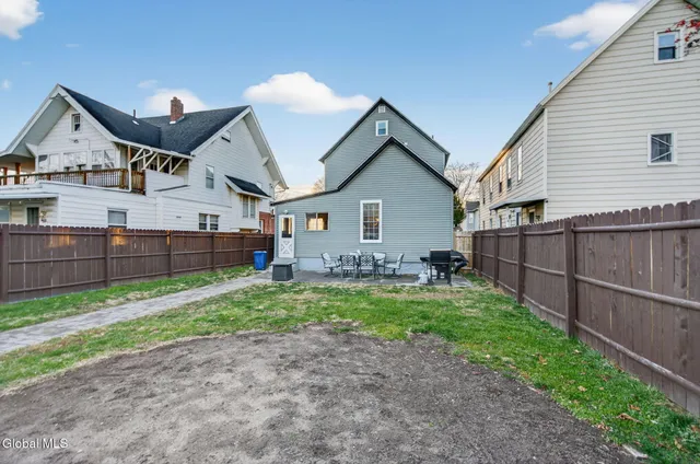 $299,000 | 54 Vley Road, Scotia, NY 12302