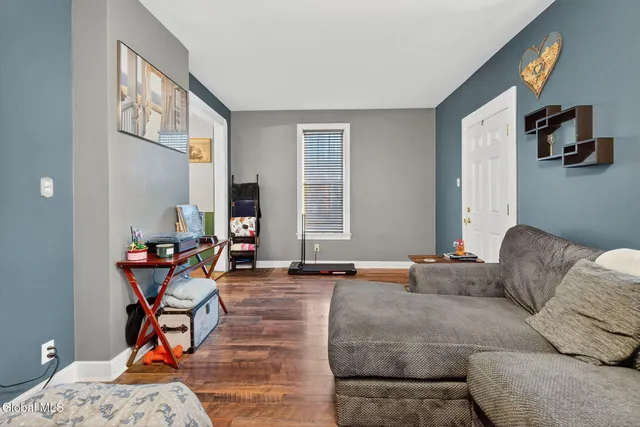 $299,000 | 54 Vley Road, Scotia, NY 12302