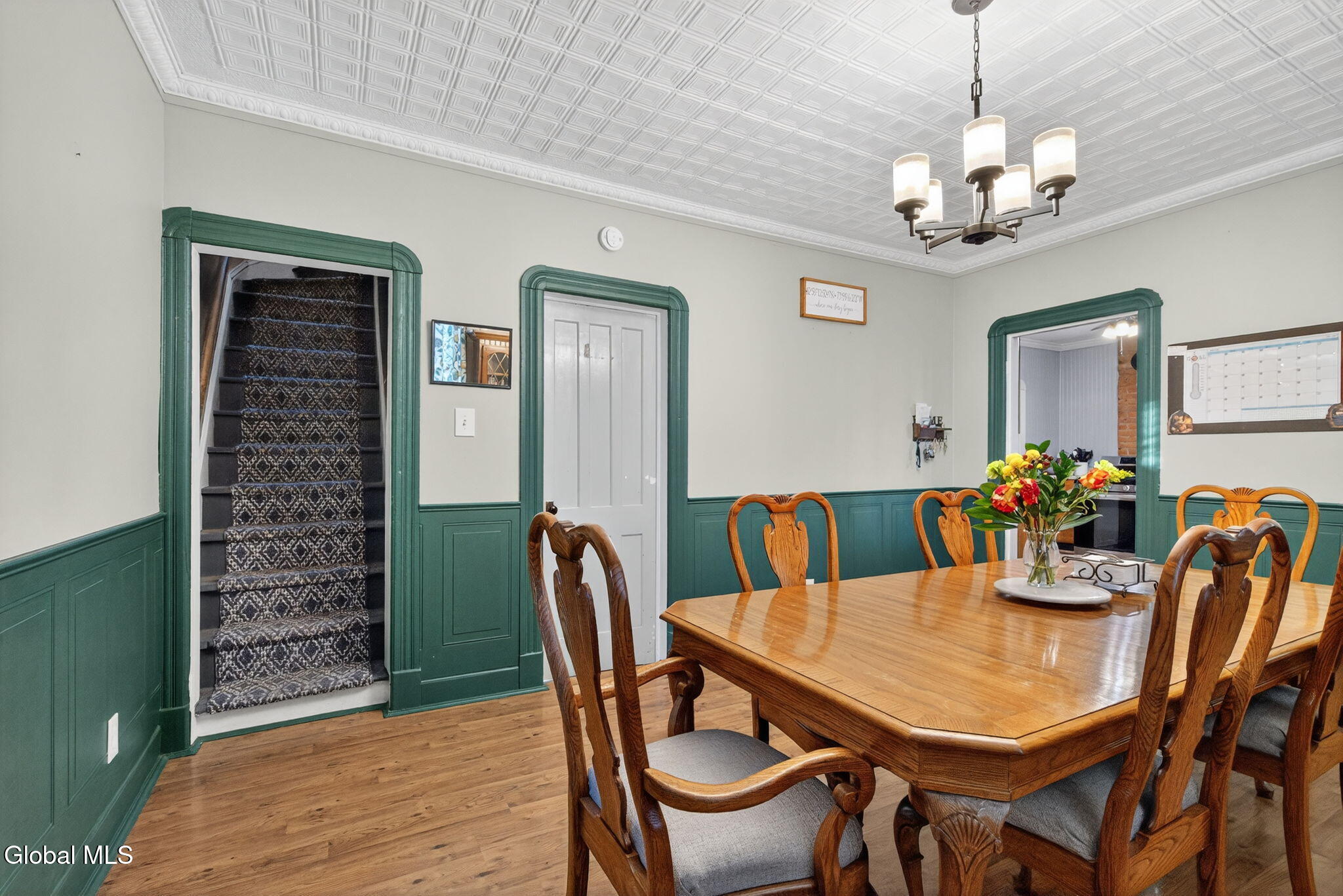 54 Vley Road Scotia, NY 12302 - Photo 9 of 42 10-web-or-mls-54-vley-rd