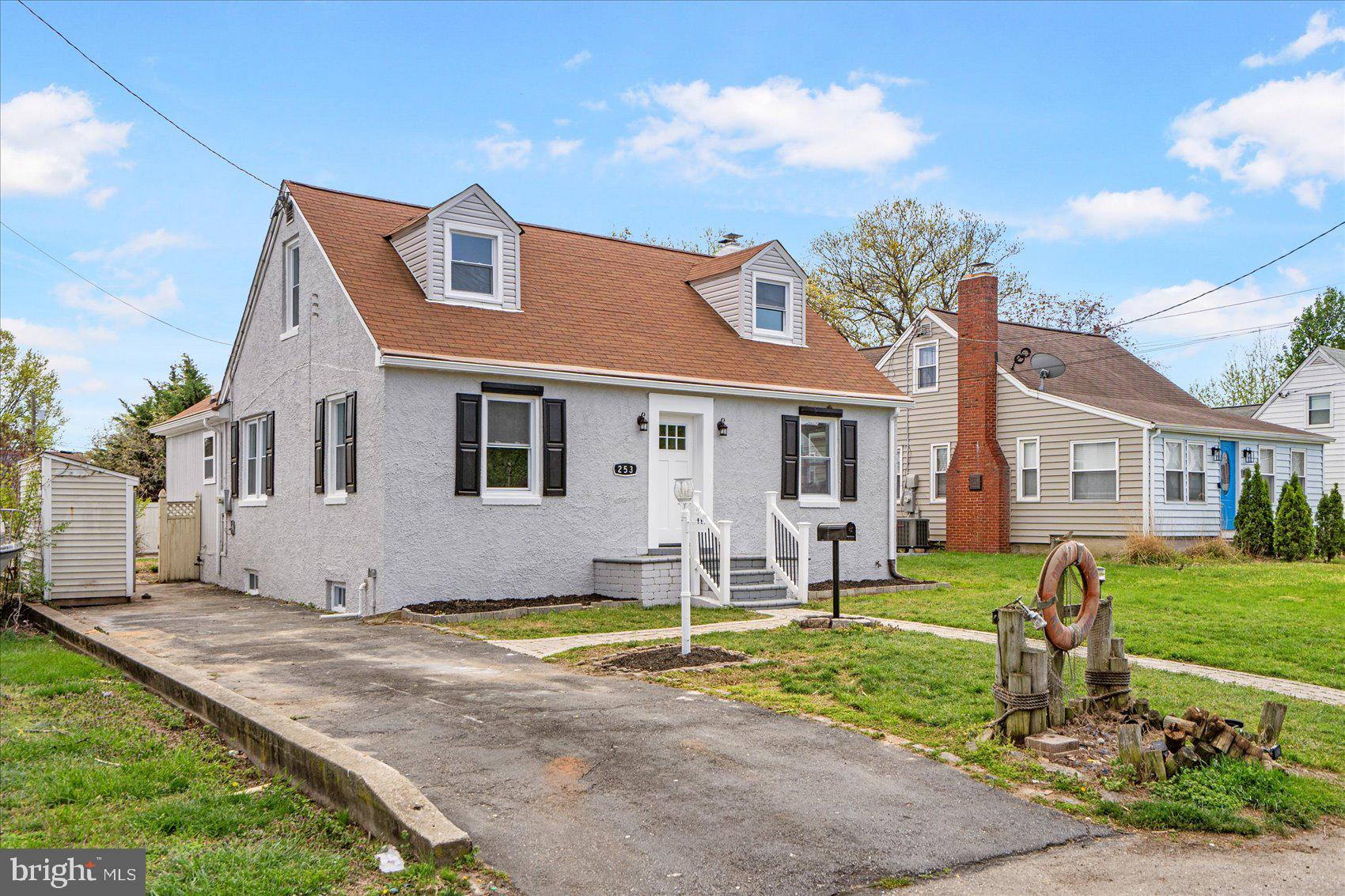 253 Carvel Road Pasadena, MD 21122 - Photo 2 of 51 Gallery Image 2