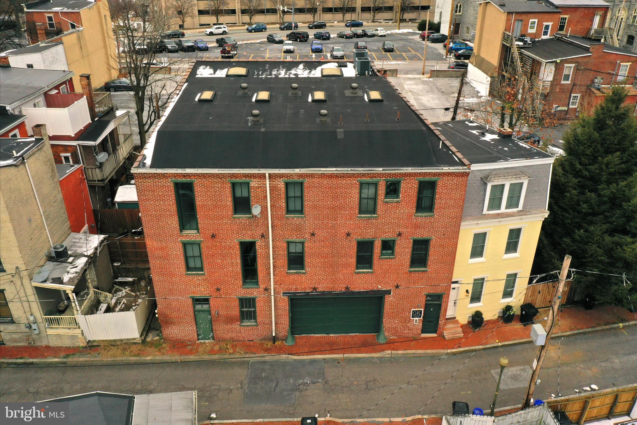 933 Rose Street Harrisburg, PA 17102 - Photo 1 of 98