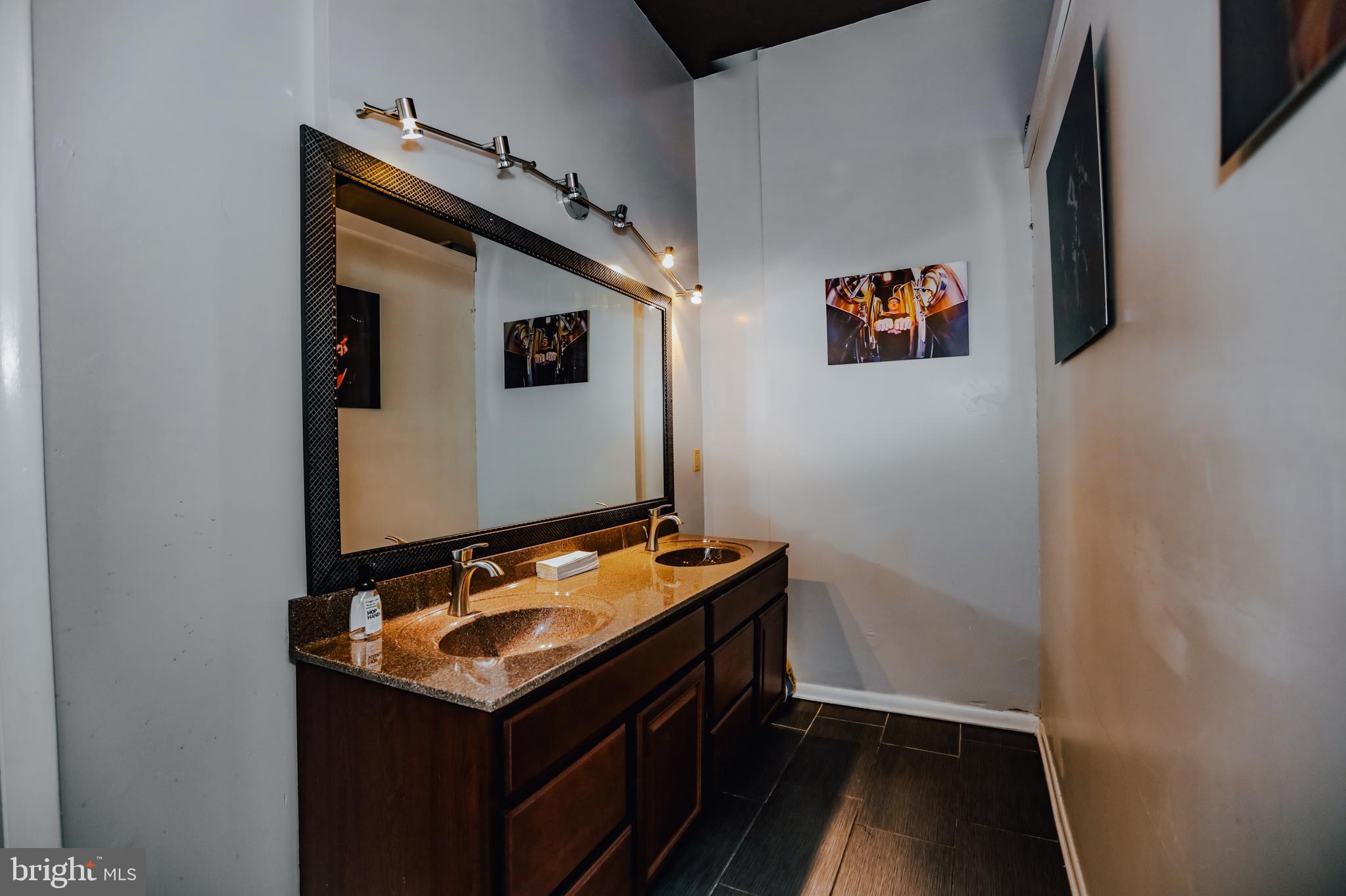 933 Rose Street Harrisburg, PA 17102 - Photo 38 of 98