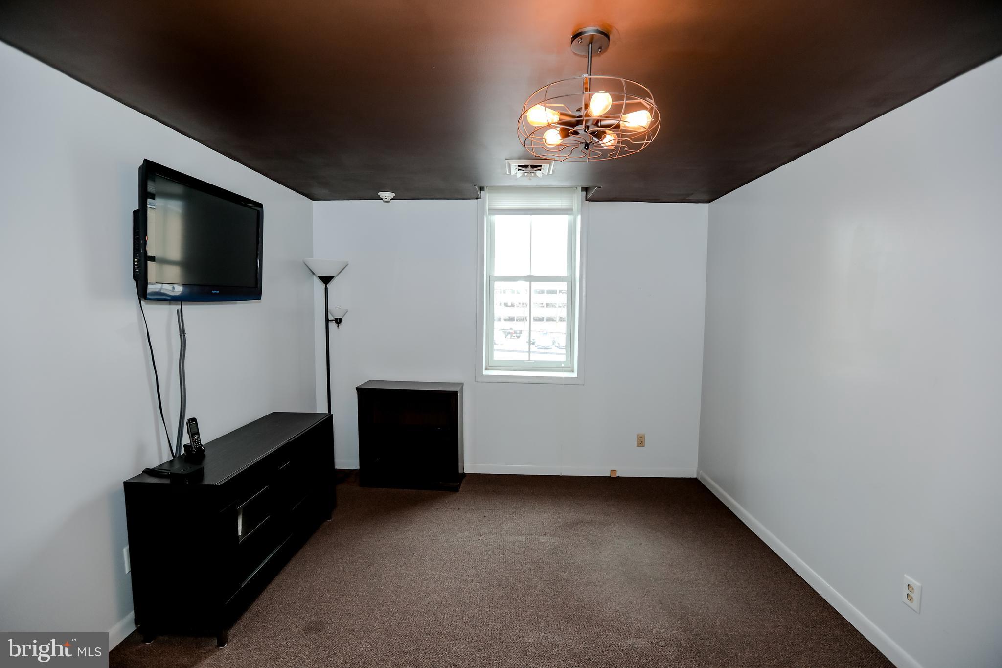 933 Rose Street Harrisburg, PA 17102 - Photo 43 of 98