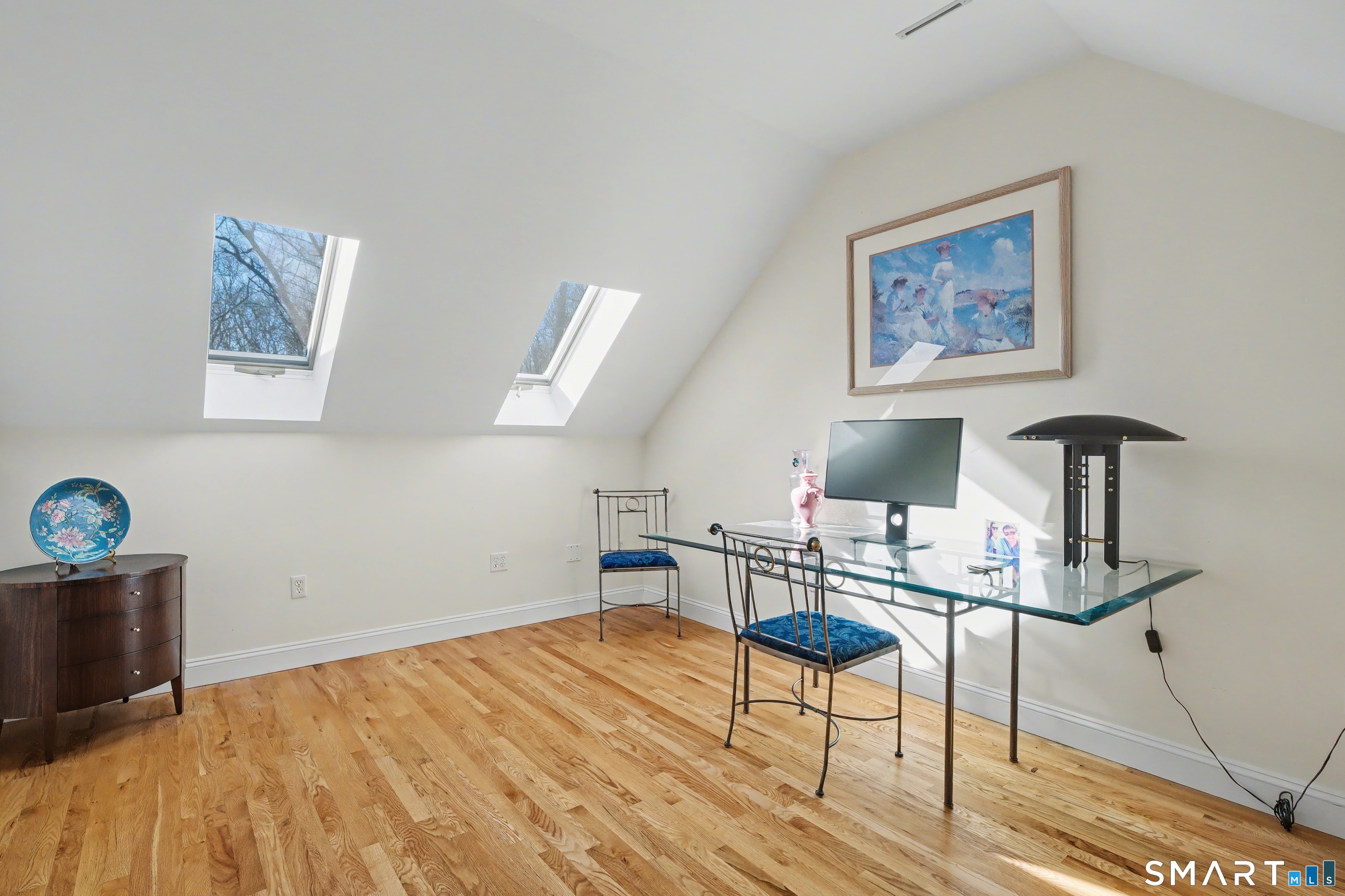 162 Britiani Road Southbury, CT 06488 - Photo 19 of 40 Separate office/nursey Within the primary bedroom