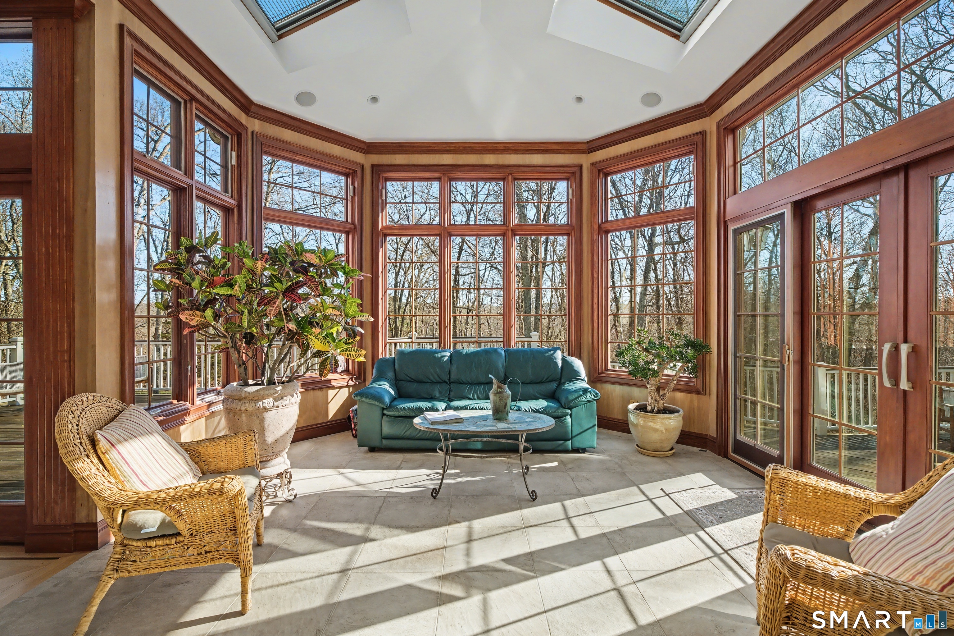 162 Britiani Road Southbury, CT 06488 - Photo 2 of 40