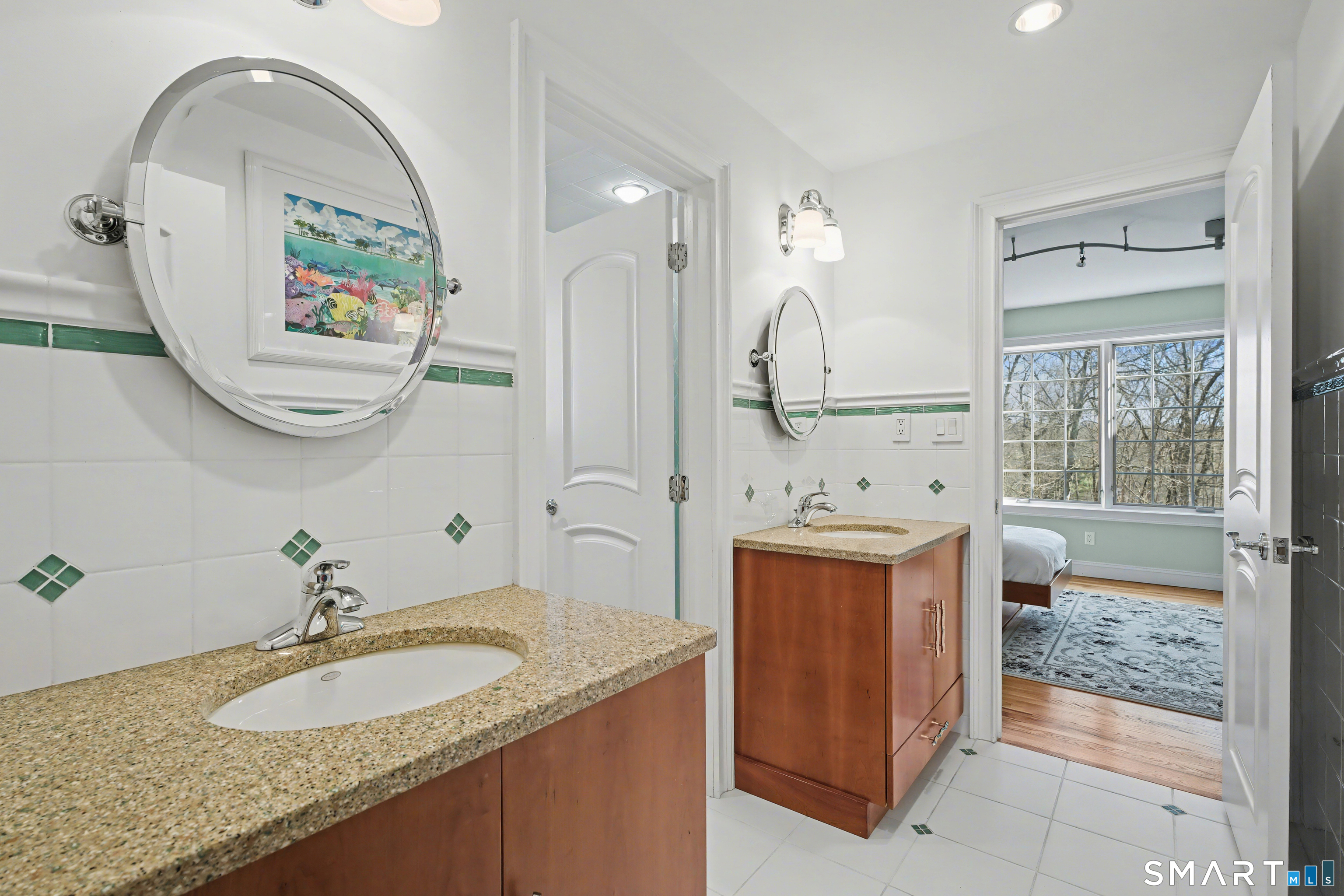 162 Britiani Road Southbury, CT 06488 - Photo 26 of 40 Jack & Jill Bath
