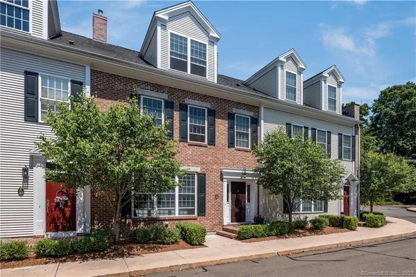 $1,195,000 | 21 Evarts Lane, Unit 21, Madison, CT 06443