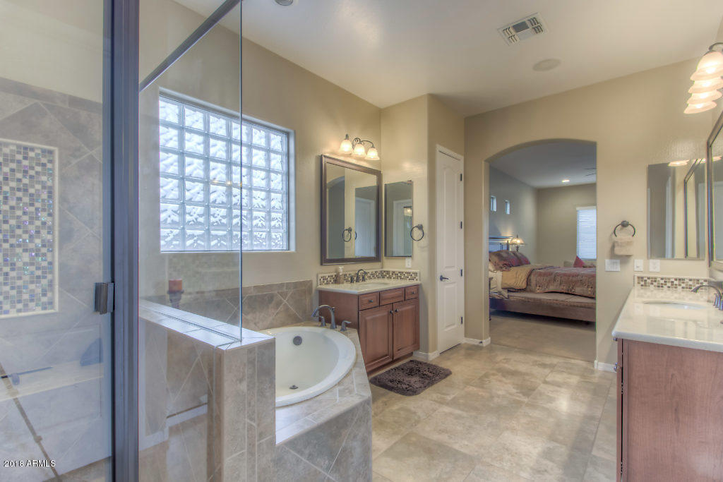 1920 East Appleby Road Gilbert, AZ 85298 - Photo 23 of 43 Master (7)-SMALL