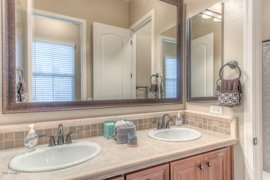 1920 East Appleby Road Gilbert, AZ 85298 - Photo 26 of 43 2nd Bathroom (1)-SMALL