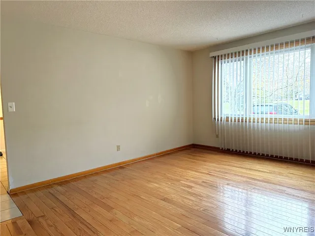 $120,000 | 1041 Reserve Road, Unit 5, West Seneca, NY 14224