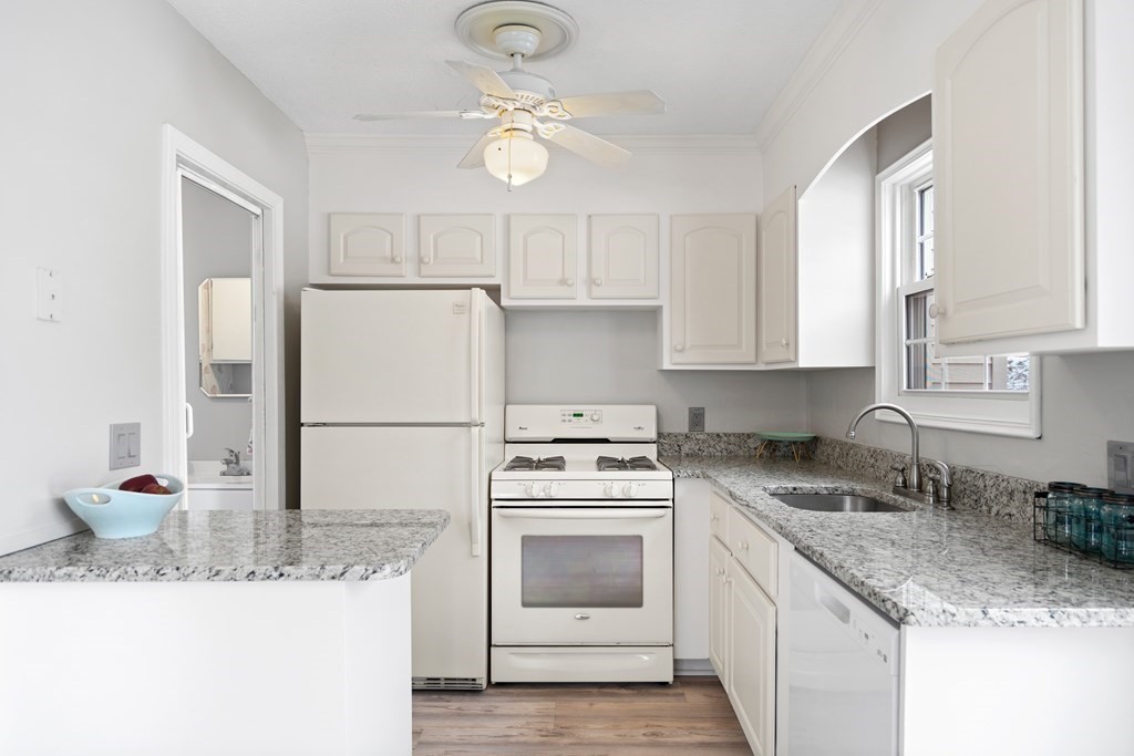 945 Riverside Drive, Unit 6D Methuen, MA 01844 - Photo 8 of 22 Gallery Image 8
