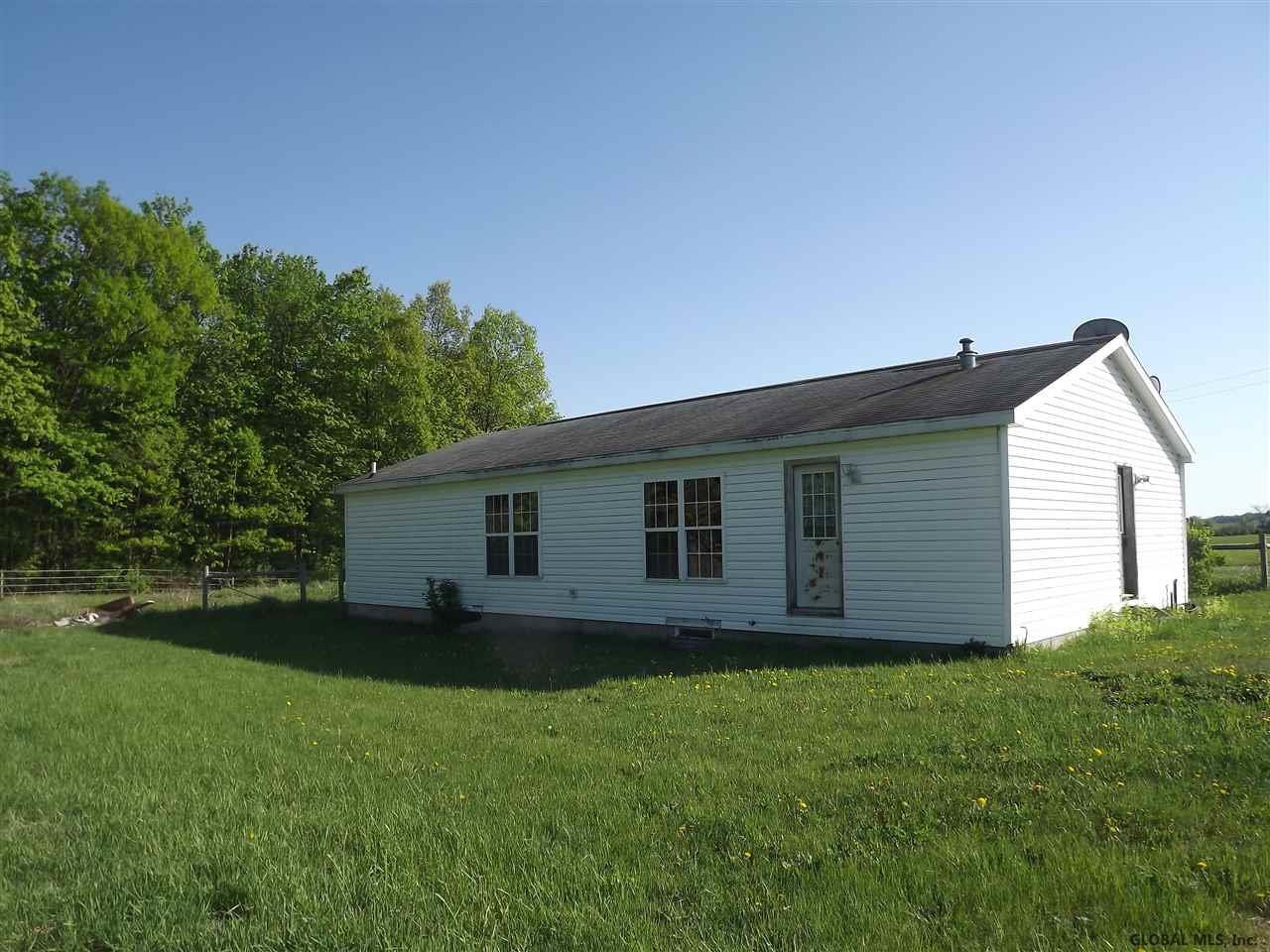262 Austin Road Gansevoort, NY 12831 - Photo 2 of 21 Photo 2
