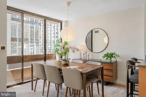 $305,000 | 1326-42 Spruce Street, Unit 708, Philadelphia, PA 19107