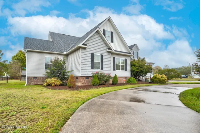 $469,900 | 3580 Lonesome Pine Road, Whitakers, NC 27891