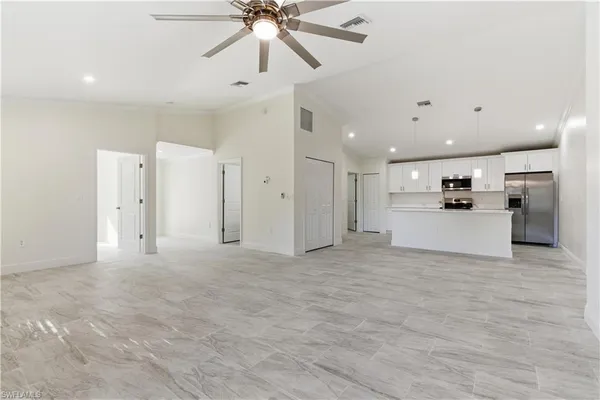 $299,900 | 2141 Davis Street, Fort Myers, FL 33916