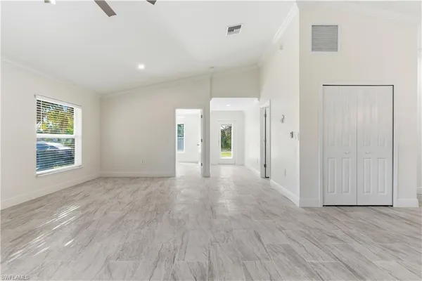$299,900 | 2141 Davis Street, Fort Myers, FL 33916