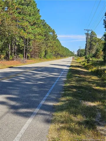 a view of an outdoor space and a yard