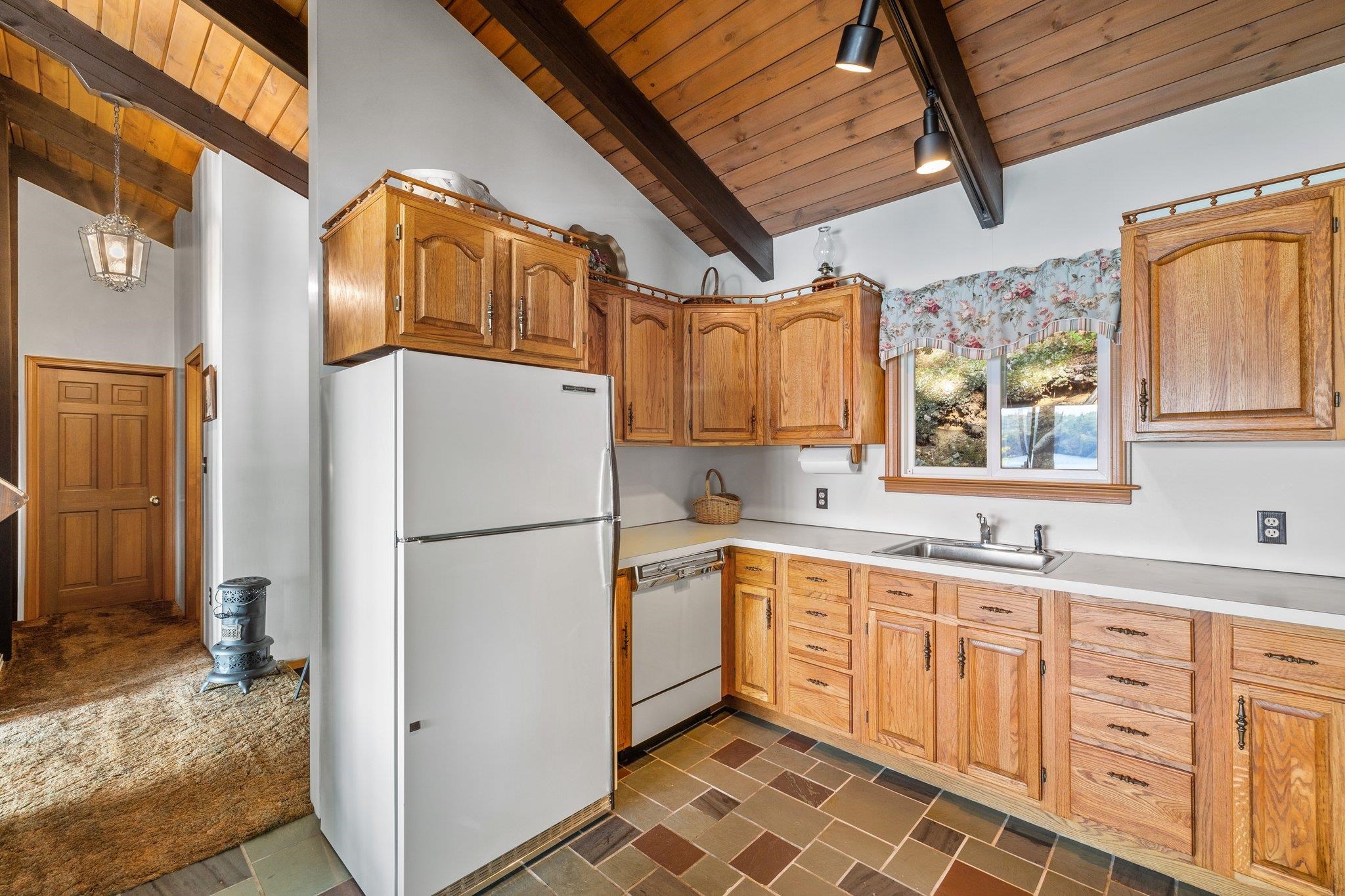 15 Georges Road Alton, NH 03810 - Photo 7 of 36 Gallery Image 7