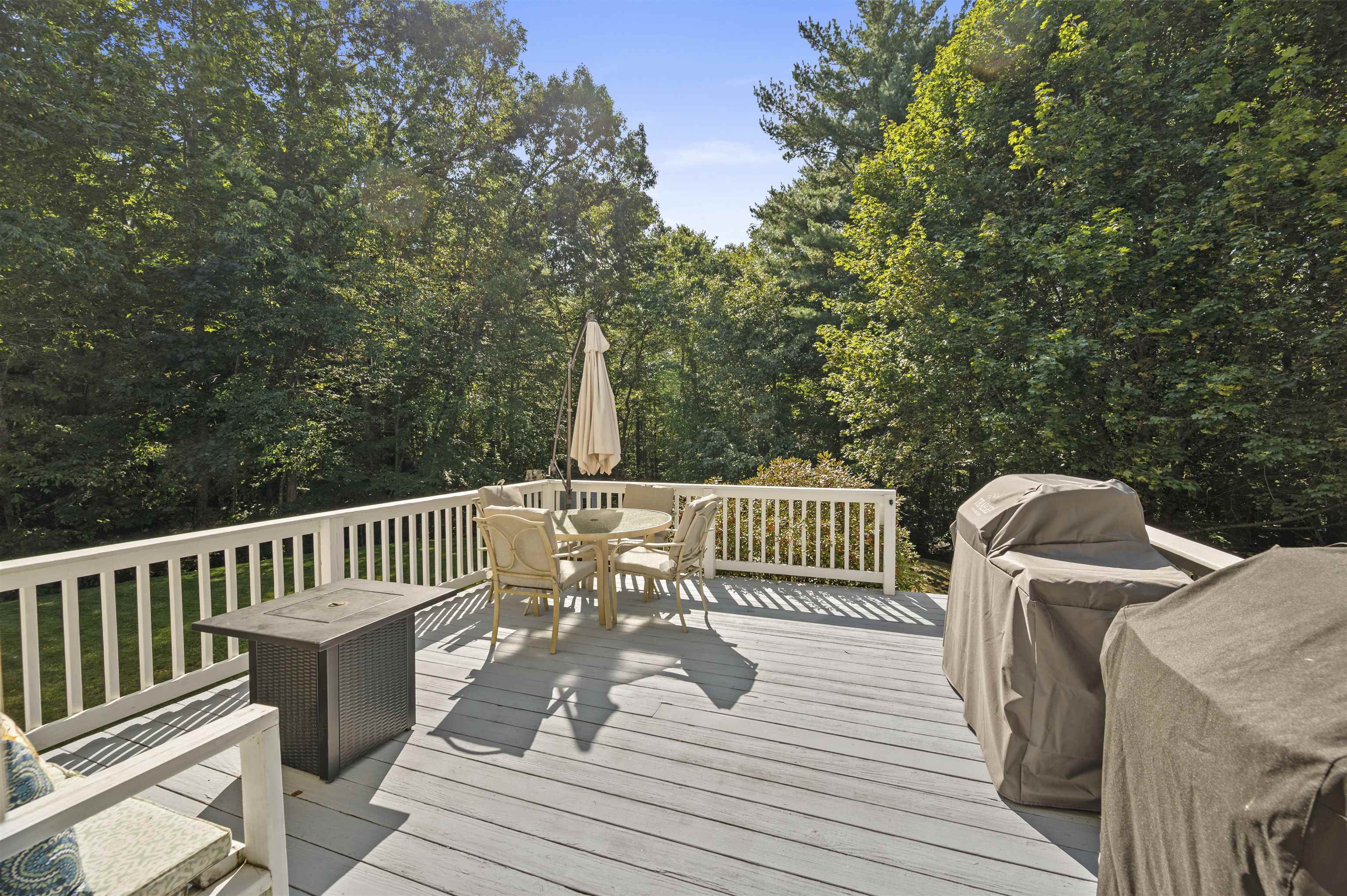 32 Louisburg Circle Exeter, NH 03833 - Photo 8 of 43