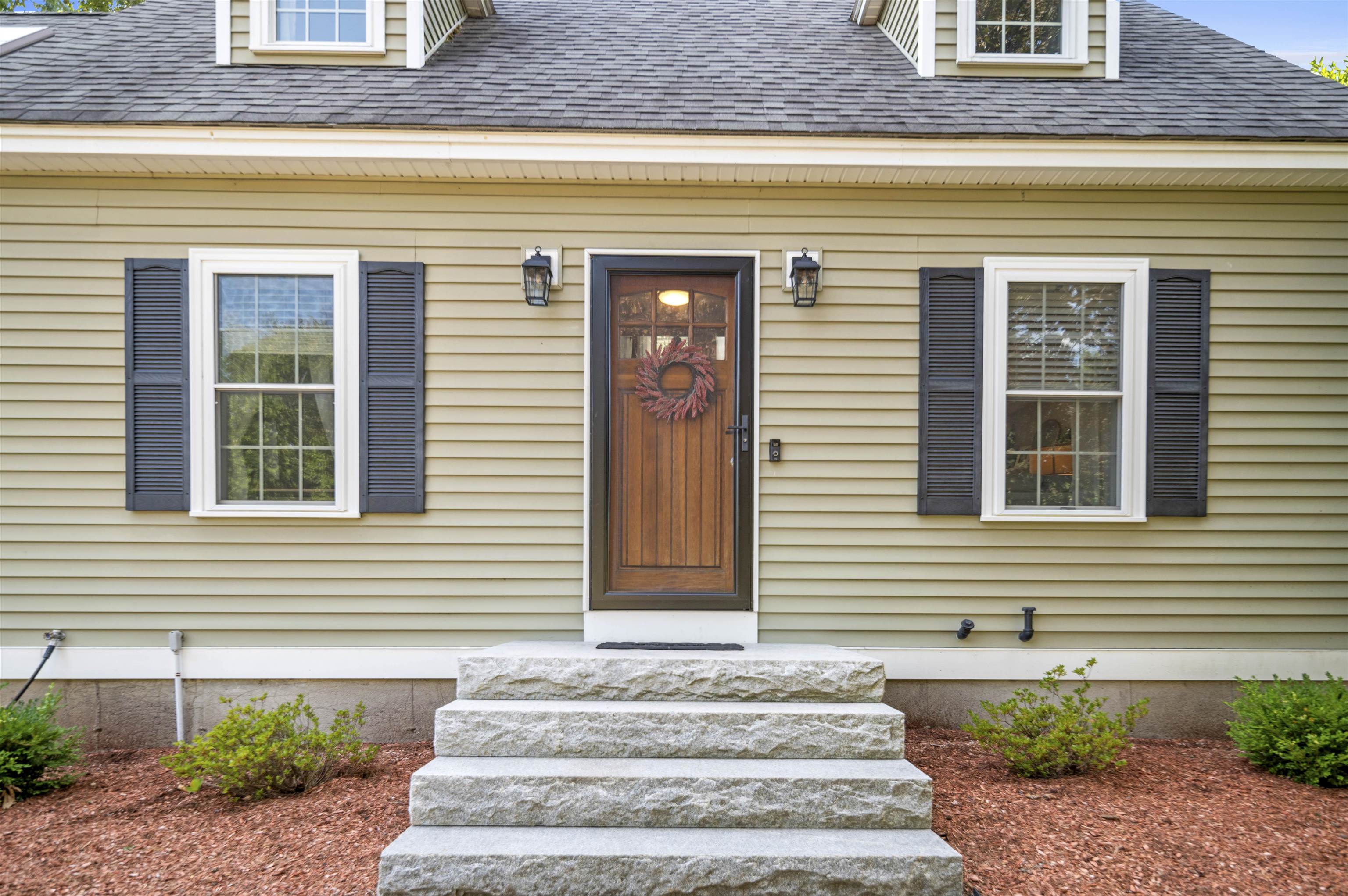 32 Louisburg Circle Exeter, NH 03833 - Photo 9 of 43