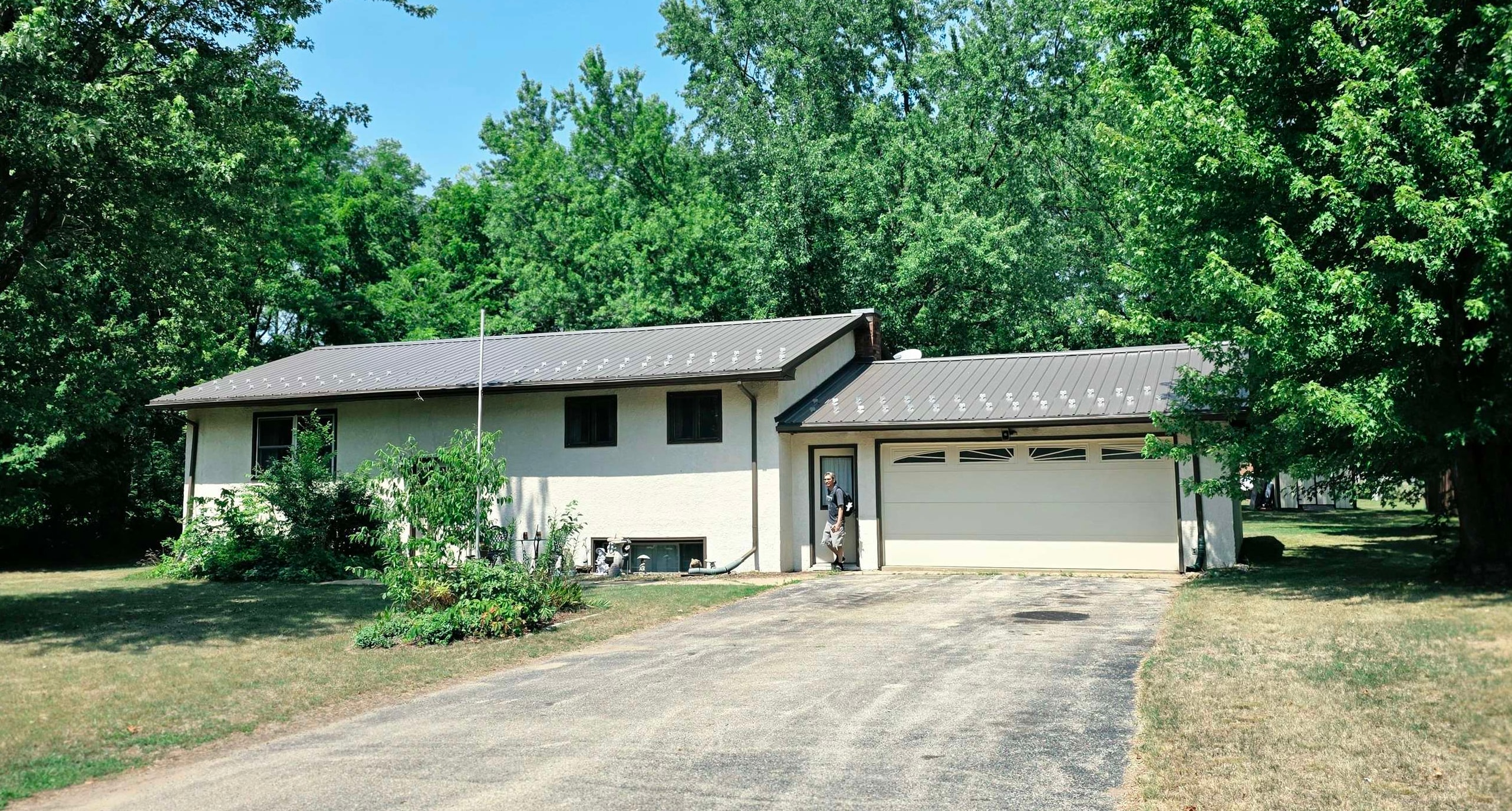 406 East Riviera Street Avoca, WI 53506 - Photo 1 of 1 Gallery Image 1