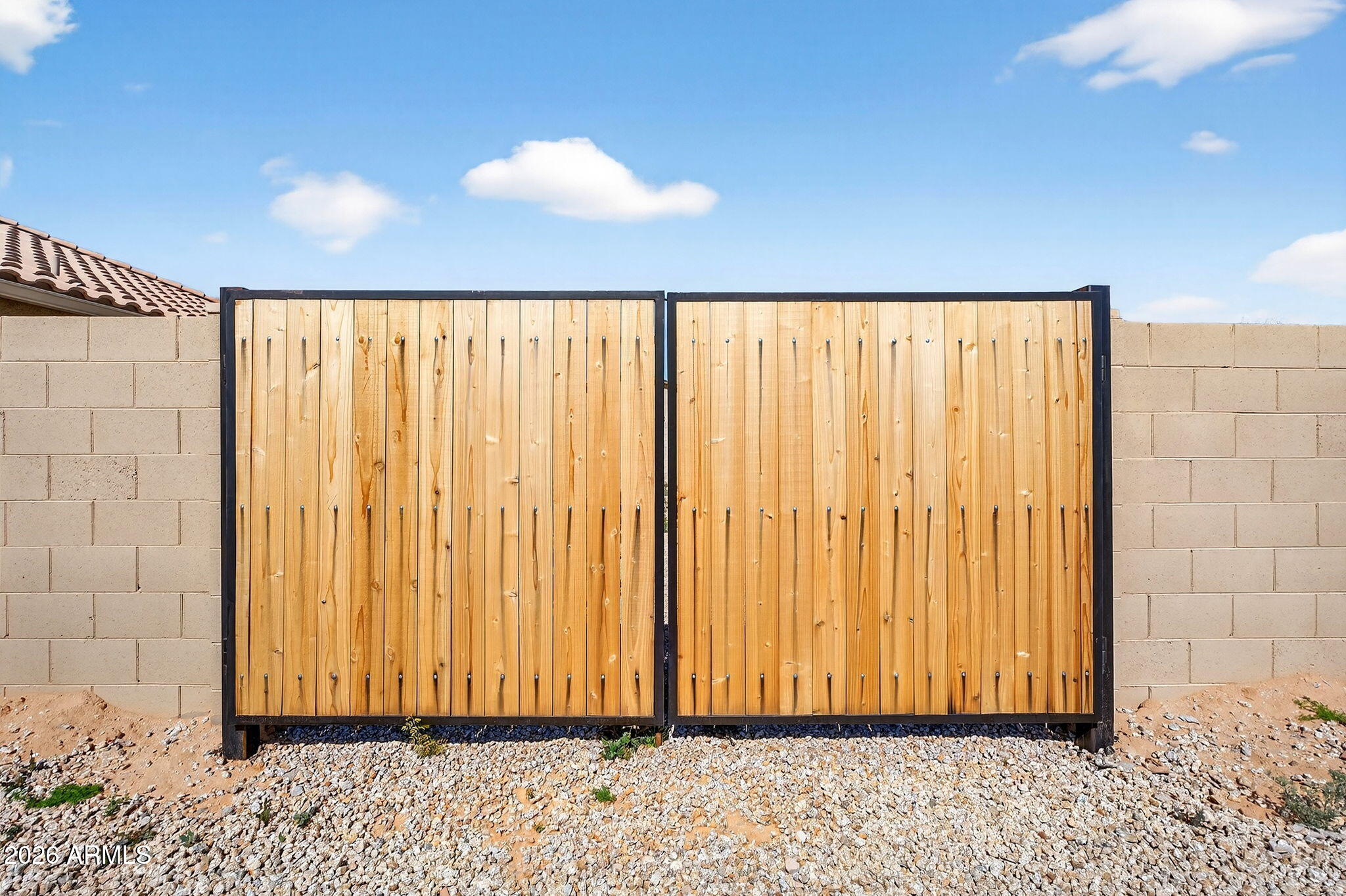 354 East Ridgeview Trail Casa Grande, AZ 85122 - Photo 5 of 44 4-web-or-mls-04E Ridgeview Trl