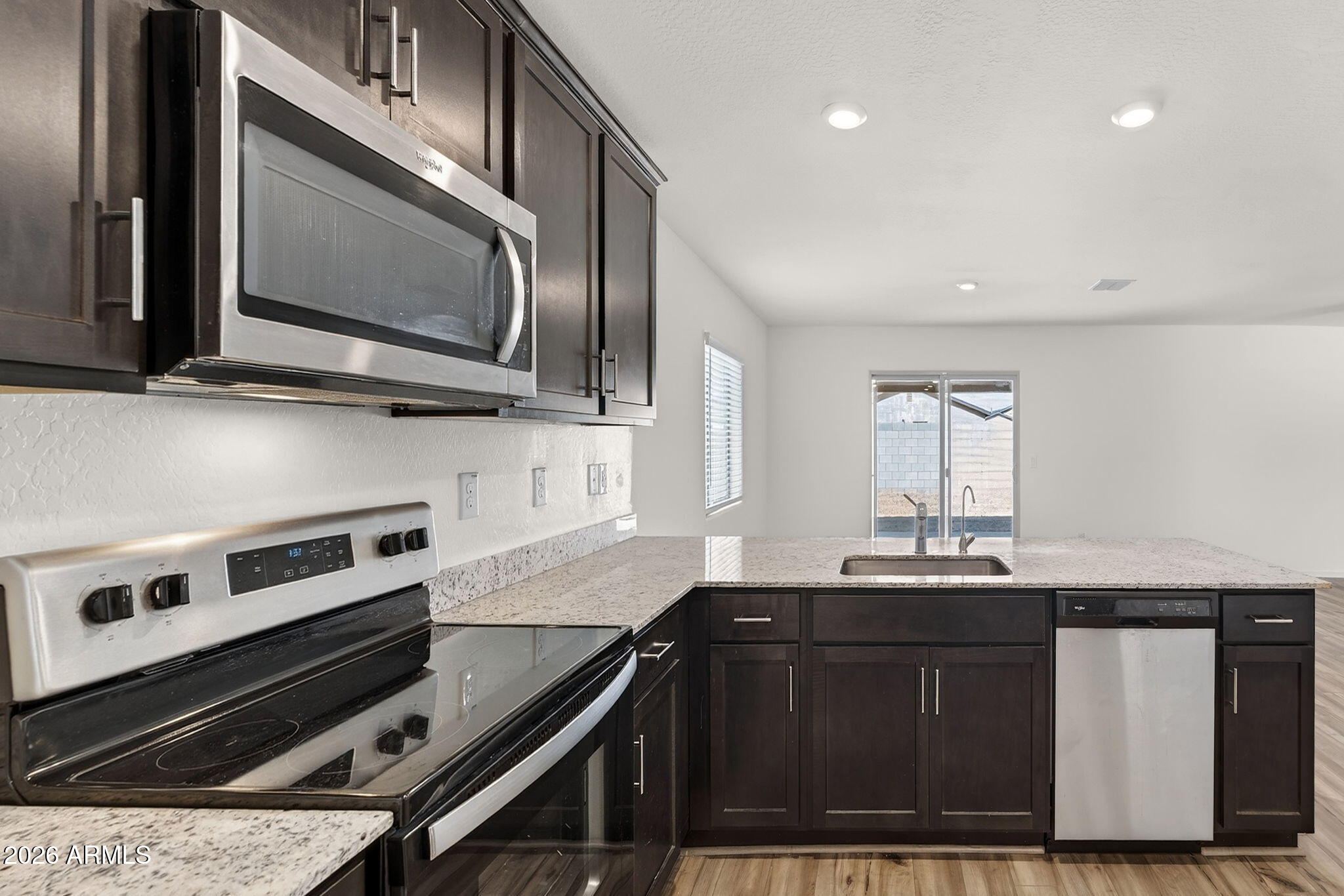 354 East Ridgeview Trail Casa Grande, AZ 85122 - Photo 10 of 44 16-web-or-mls-30E Ridgeview Trl