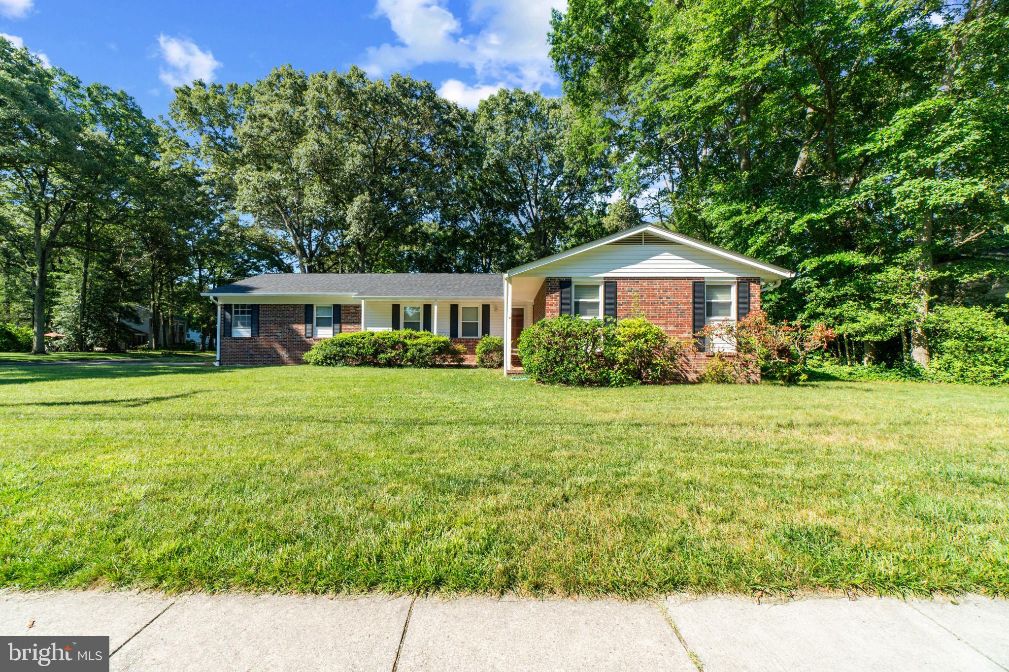 470 Derussey Drive Severna Park, MD 21146 - Photo 2 of 21 Home tightly held by family for 30 years