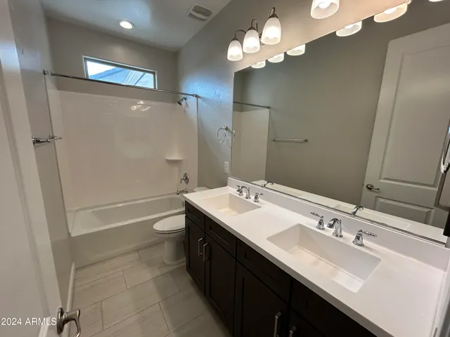 $3,795 | 18512 North 65th Place, Phoenix, AZ 85054