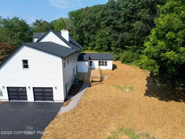 $799,900 | 128 Manor Drive, East Stroudsburg, PA 18301