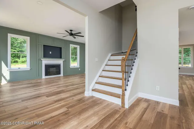 $799,900 | 128 Manor Drive, East Stroudsburg, PA 18301