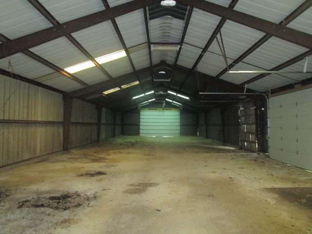 24511 Flat Iron Road Harvard, IL 60033 - Photo 3 of 26