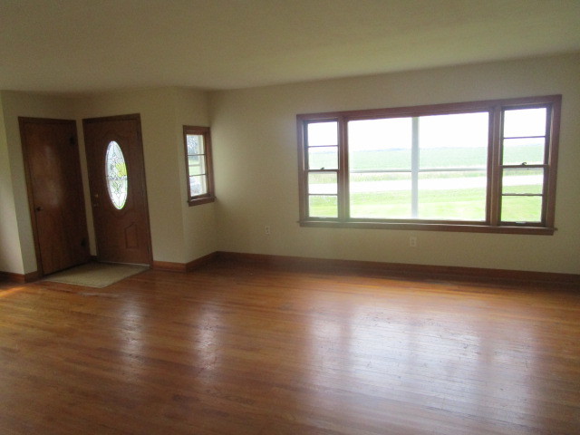 24511 Flat Iron Road Harvard, IL 60033 - Photo 5 of 26