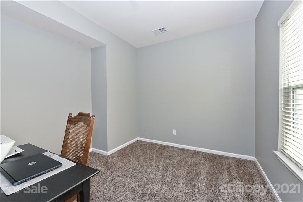 3006 Fallondale Road Waxhaw, NC 28173 - Photo 18 of 48 an empty room with a window