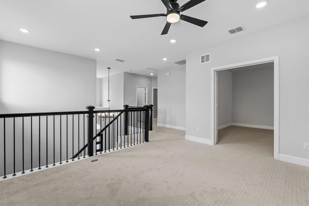 10588 Born Free Road Frisco, TX 75035 - Photo 31 of 37