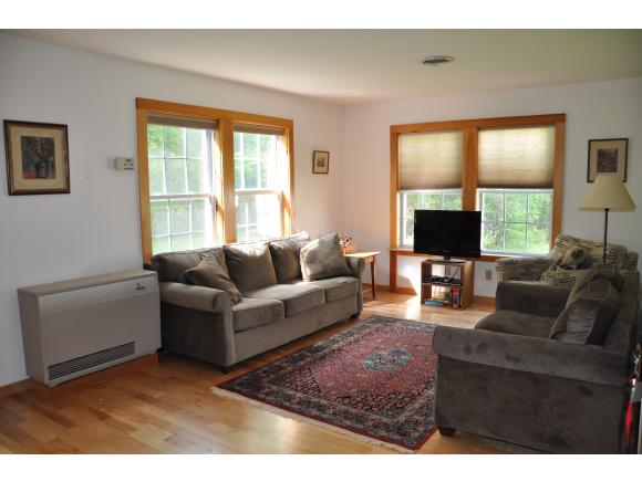 29 Abbey Road, Unit 29 Williston, VT 05495 - Photo 4 of 18