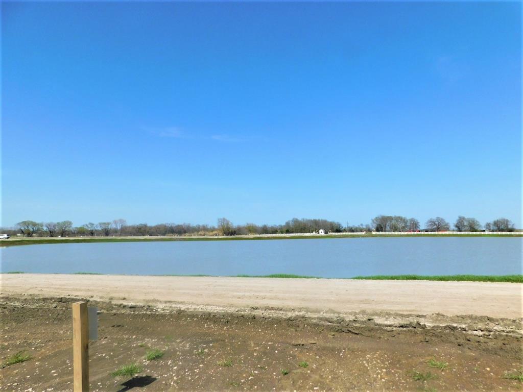 5132 Waterfront Road Kerens, TX 75144 - Photo 12 of 40 a view of an ocean and city