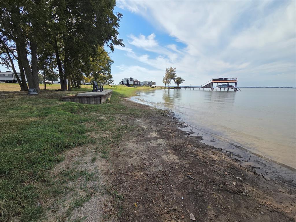 5132 Waterfront Road Kerens, TX 75144 - Photo 15 of 40