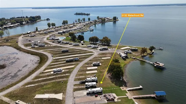 $69,900 | 5132 Waterfront Road, Kerens, TX 75144