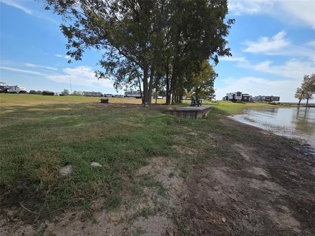 $69,900 | 5132 Waterfront Road, Kerens, TX 75144