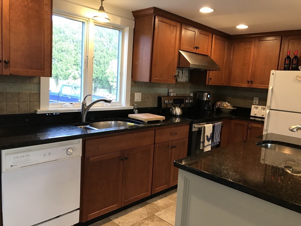 28 Pottersville Road Little Compton, RI 02837 - Photo 4 of 25