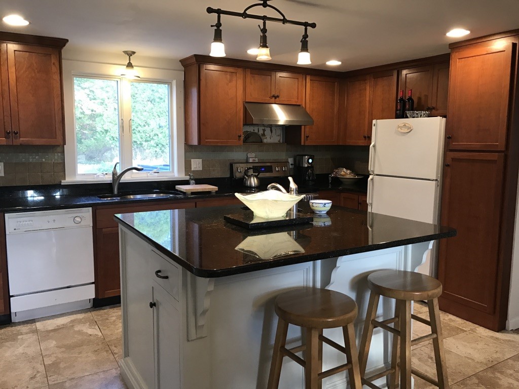 28 Pottersville Road Little Compton, RI 02837 - Photo 5 of 25